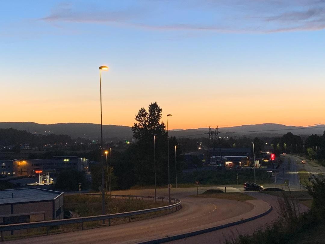Appartement Trivelig Leilighet Gratis Parkering Pa Stedet! à Porsgrunn Extérieur photo