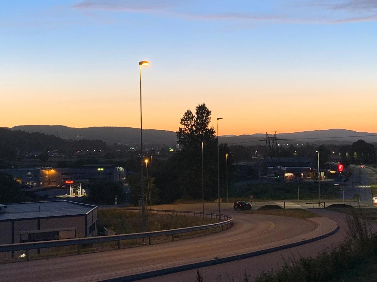 Appartement Trivelig Leilighet Gratis Parkering Pa Stedet! à Porsgrunn Extérieur photo
